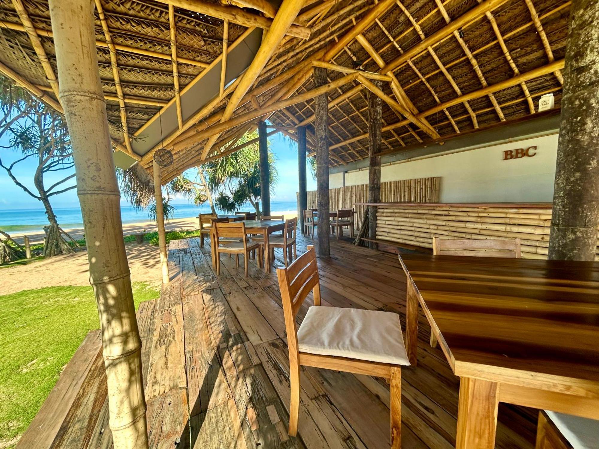 Cookie Aunt Beach Hotel Bentota Exterior foto